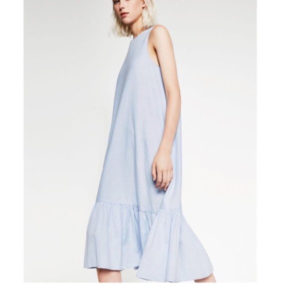 Zara Dresses & Skirts - Zara Traf Oversized Ruffle Hem Chambray Dress | S